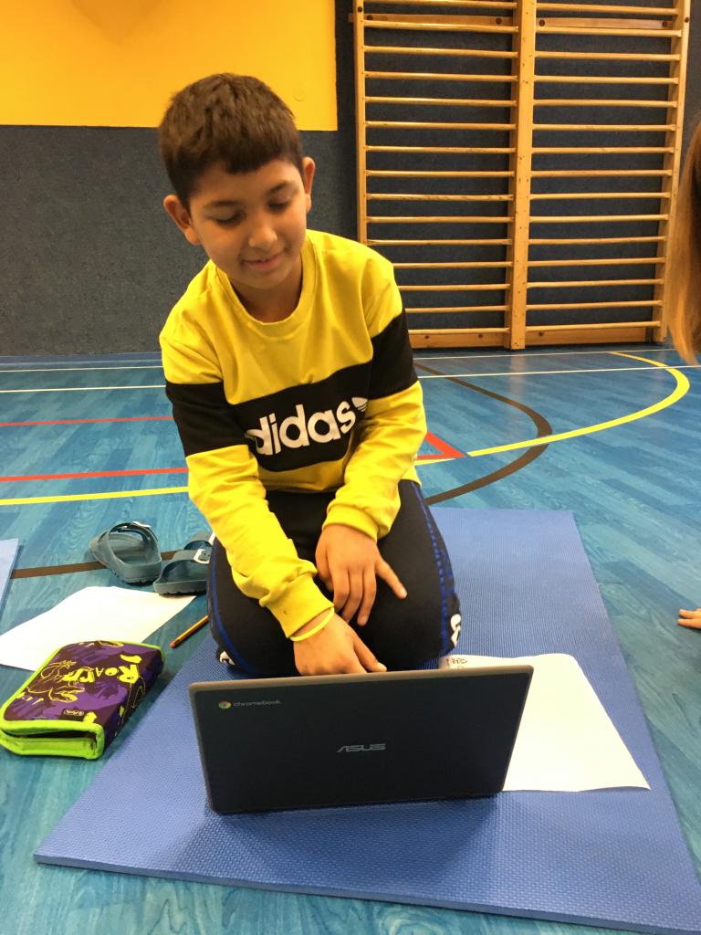 Angličtina s chromebooky, 31. 10. 2023