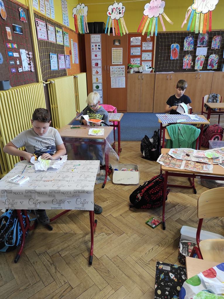 VV + PČ - Skupinová práce - podzimní strom; Svatý Václav - malba, 2. 10. 2023