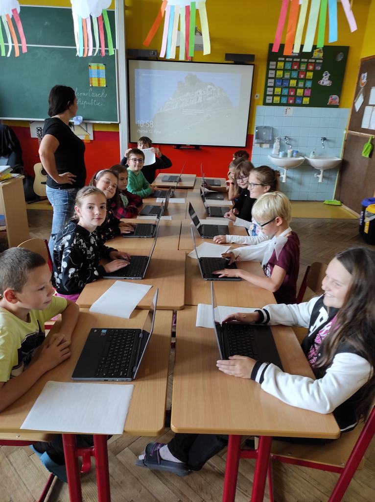 Začínáme s Chromebooky a učíme se hrou, 12. 10. 2023