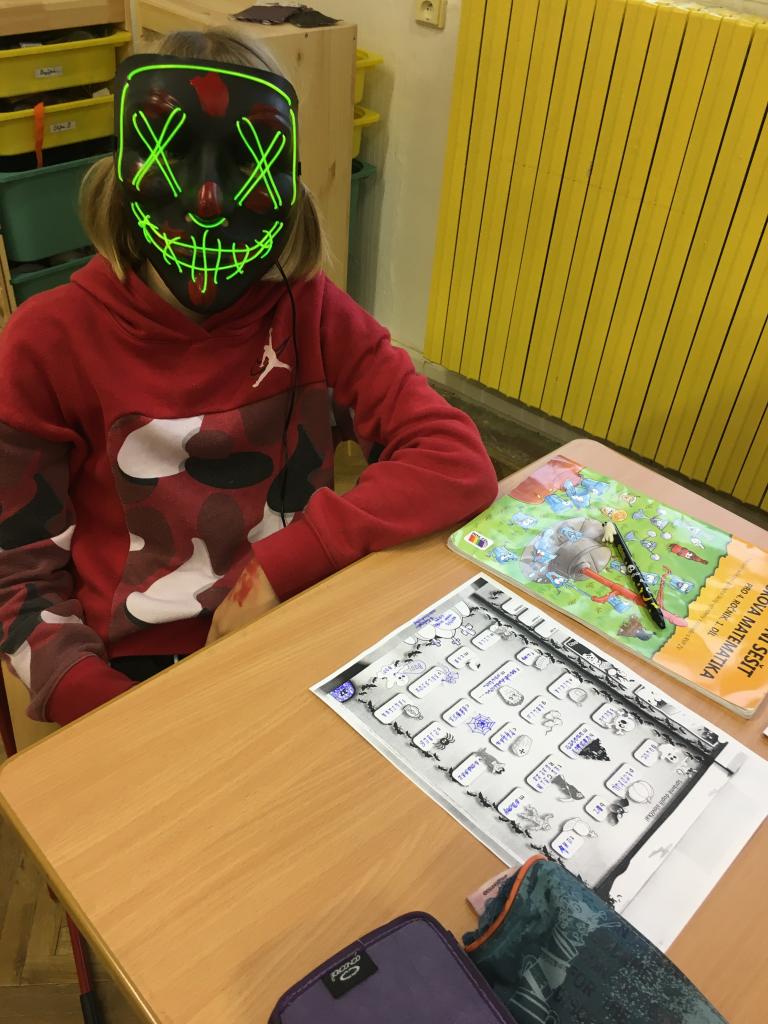 Dušičkový den ve 4. A, 3. 11. 2023