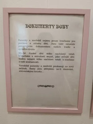 Výtvarná výchova v Městském muzeu ve Skutči - Výstava starých panenek, kresba vybrané hračky, 23. 11. 2023
