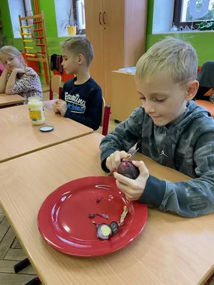 Bramborový salát ve 2. třídě, 13. 12. 2023