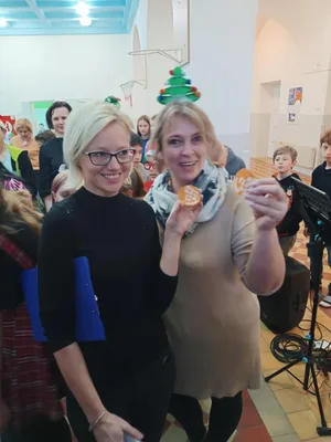 Fb soutěž čtvrtých tříd o hezčí zimní výzdobu truhlíků, 23. 12. 2023
