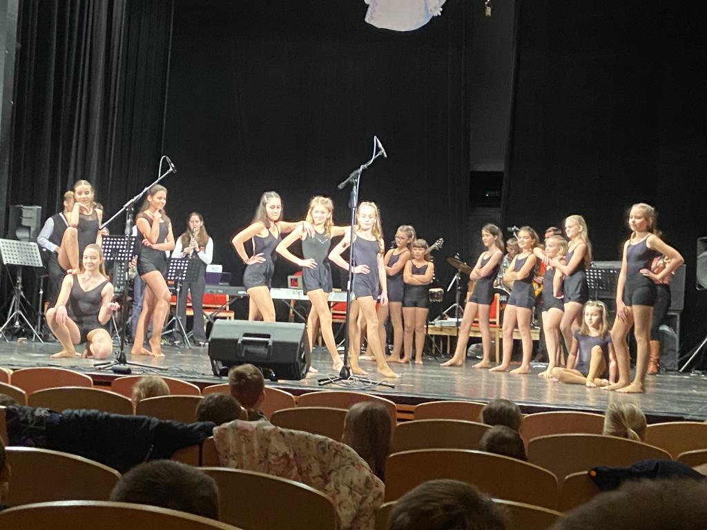 Koncert ZUŠ, 6. 12. 2023