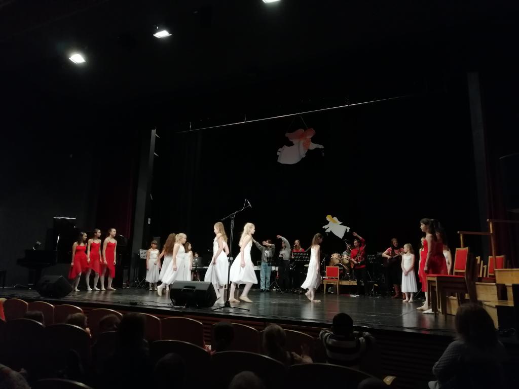 Koncert ZUŠ v KKS, 6. 12. 2023