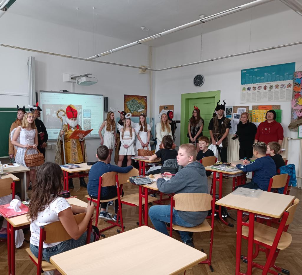 Mikuláš, čerti a andělé v 5. třídě, 5. 12. 2023