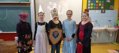 Projektová hodina - středověk, 12. 12. 2023