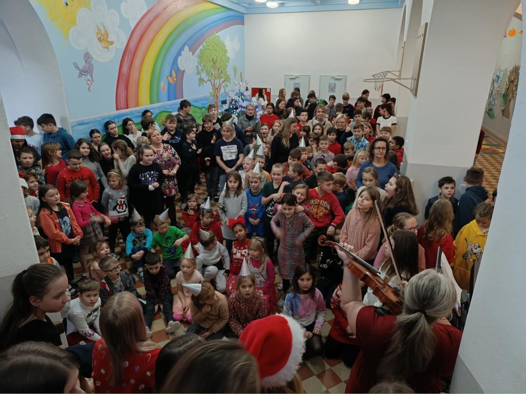 Společně zpíváme u vánočního stromku, 22. 12. 2023