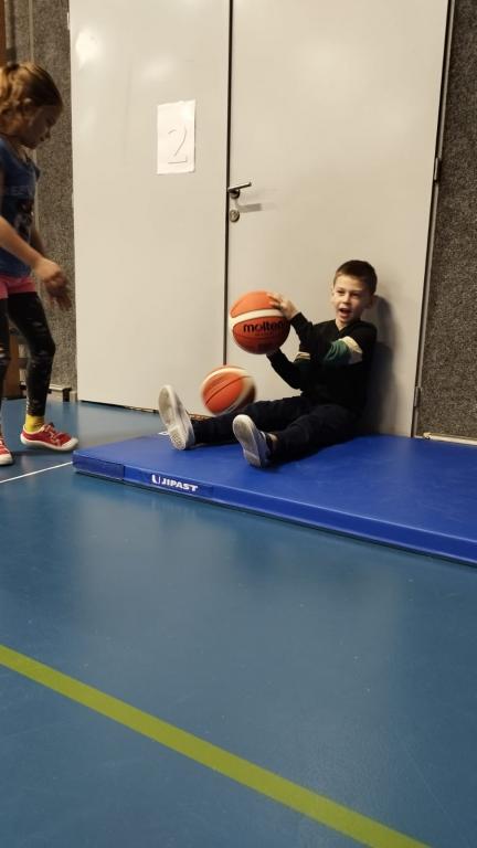 Sportovní hala - sportovní den, 20. 12. 2023