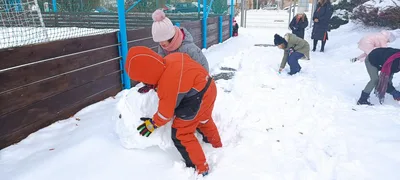 Stavíme sněhuláky ☃️, 6. 12. 2023
