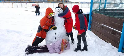 Stavíme sněhuláky ☃️, 6. 12. 2023