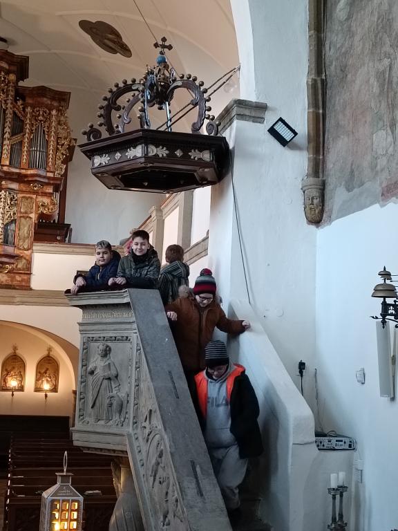 Vánoce ve skutečském kostele s hrou: Cesta do Betléma, 18. 12. 2023