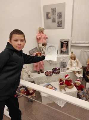 Výstava panenek, stáváme se potulnými kreslíři, 14. 12. 2023
