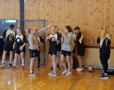 Naše žákyně získaly 2. místo v okresním finále v basketbalu., 12. 1. 2024