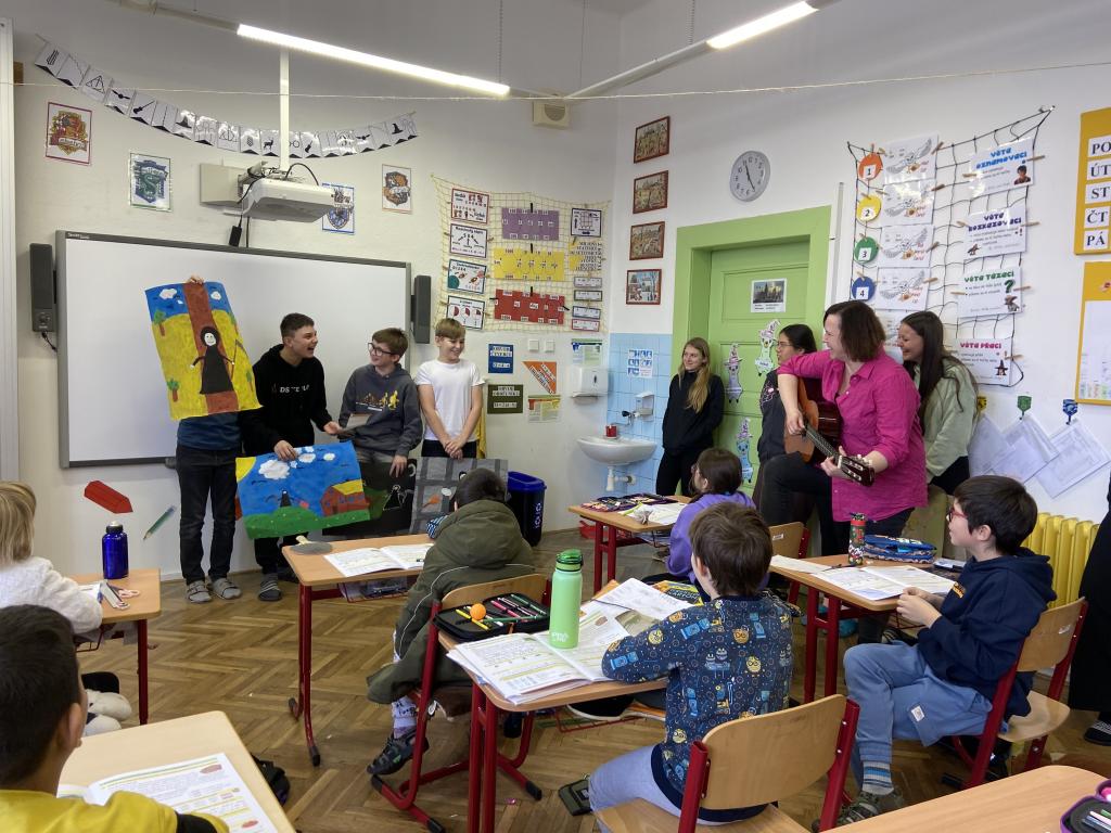 Osmáci ve 4. A - představení Kramářské písně, 25. 1. 2024
