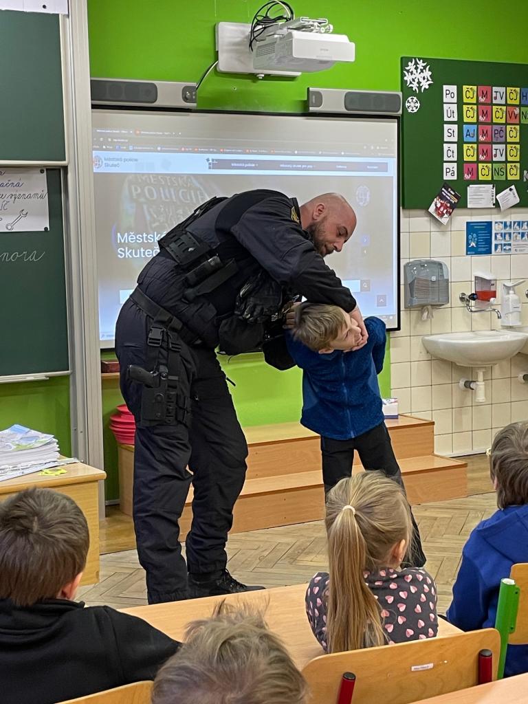 beseda s městskou policií, 5. 2. 2024