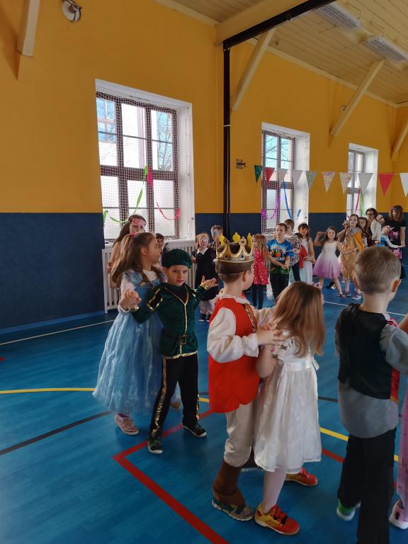 Maškarní ples princezen a princů, 16. 2. 2024