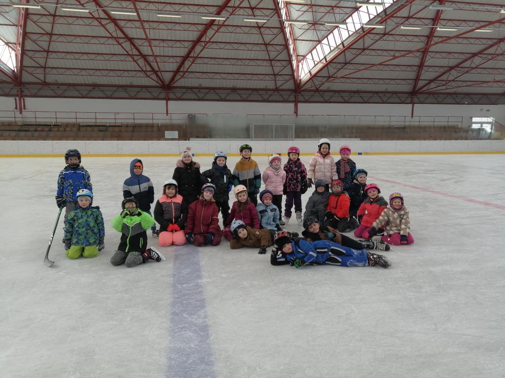 Poslední bruslení v 1. třídě - rozloučení s ledem, 21. 2. 2024