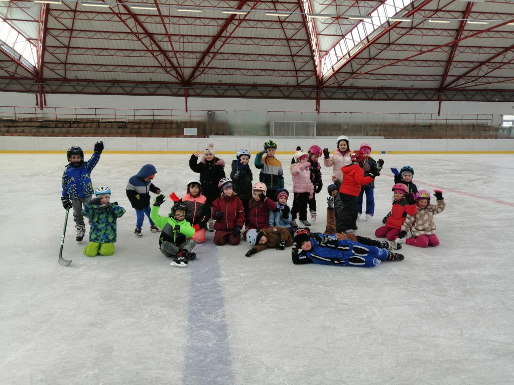 Poslední bruslení v 1. třídě - rozloučení s ledem, 21. 2. 2024