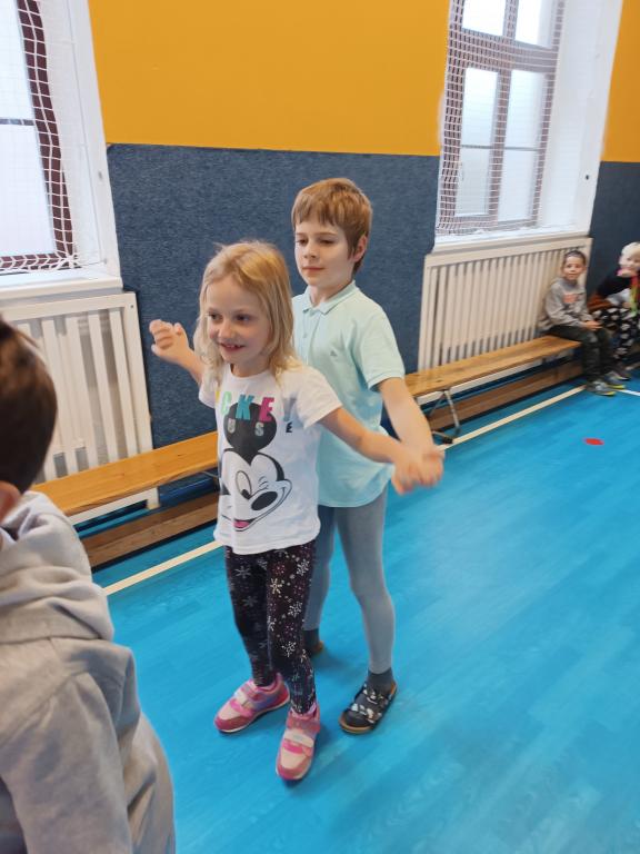 Přípravy na ples vrcholí, 14. 2. 2024