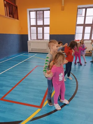 Přípravy na ples vrcholí, 14. 2. 2024