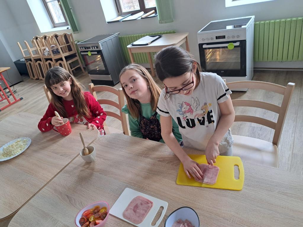 Projekt Zdravý životní styl: Zdravá svačinka, 14. 2. 2024