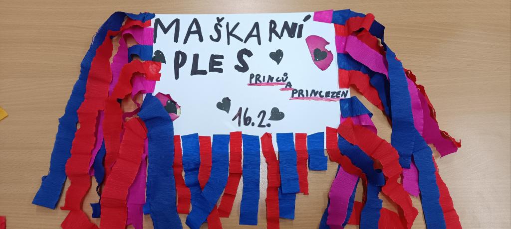 Výroba plakátu na maškarní ples, 5. 2. 2024