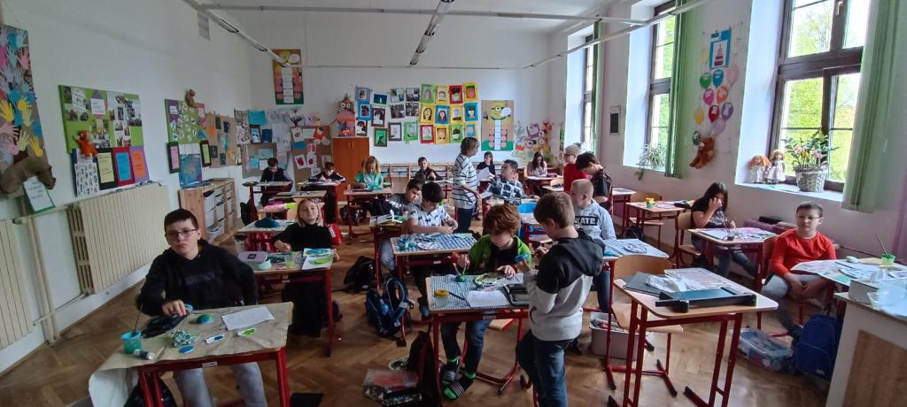 Den Země v 5. třídě a společné tvoření s žáky ZŠ Žďárec u Skutče, 25. 4. 2024