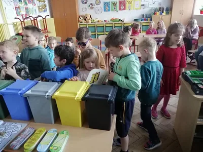 Ekologická výchova - přednáška - Tonda Obal na cestách, 8. 4. 2024