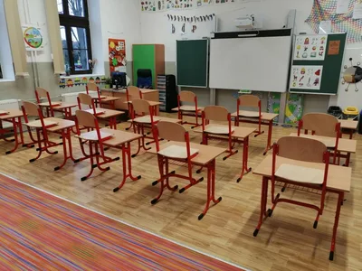 Naše třída v novém - máme nové lavice, 2. 4. 2024