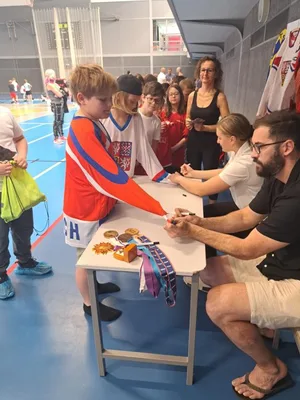 Den hokeje, 15. 5. 2024