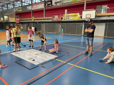 DEN HOKEJE, 15. 5. 2024