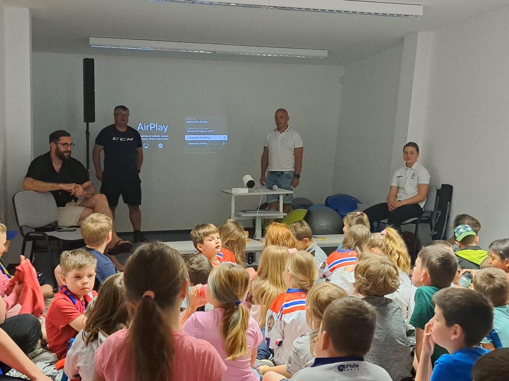 Den hokeje, 15. 5. 2024
