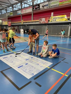 DEN HOKEJE, 15. 5. 2024