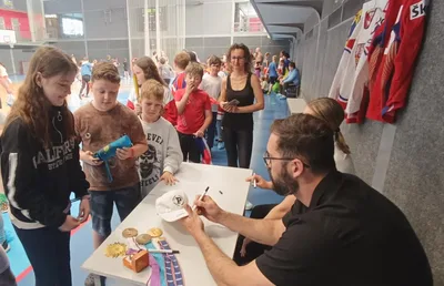 Den hokeje, 15. 5. 2024