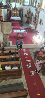 Kostel plný lidí a sedmáků, 17. 6. 2024