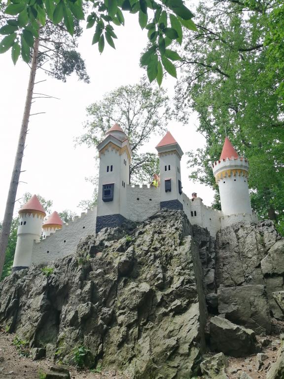 Školní výlet do Slatiňan - Kočičí hrádek, 17. 6. 2024