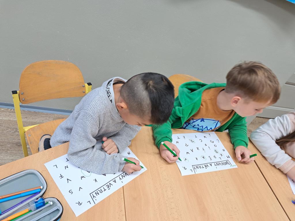 Děti luštily název ostrova, 6. 10. 2024