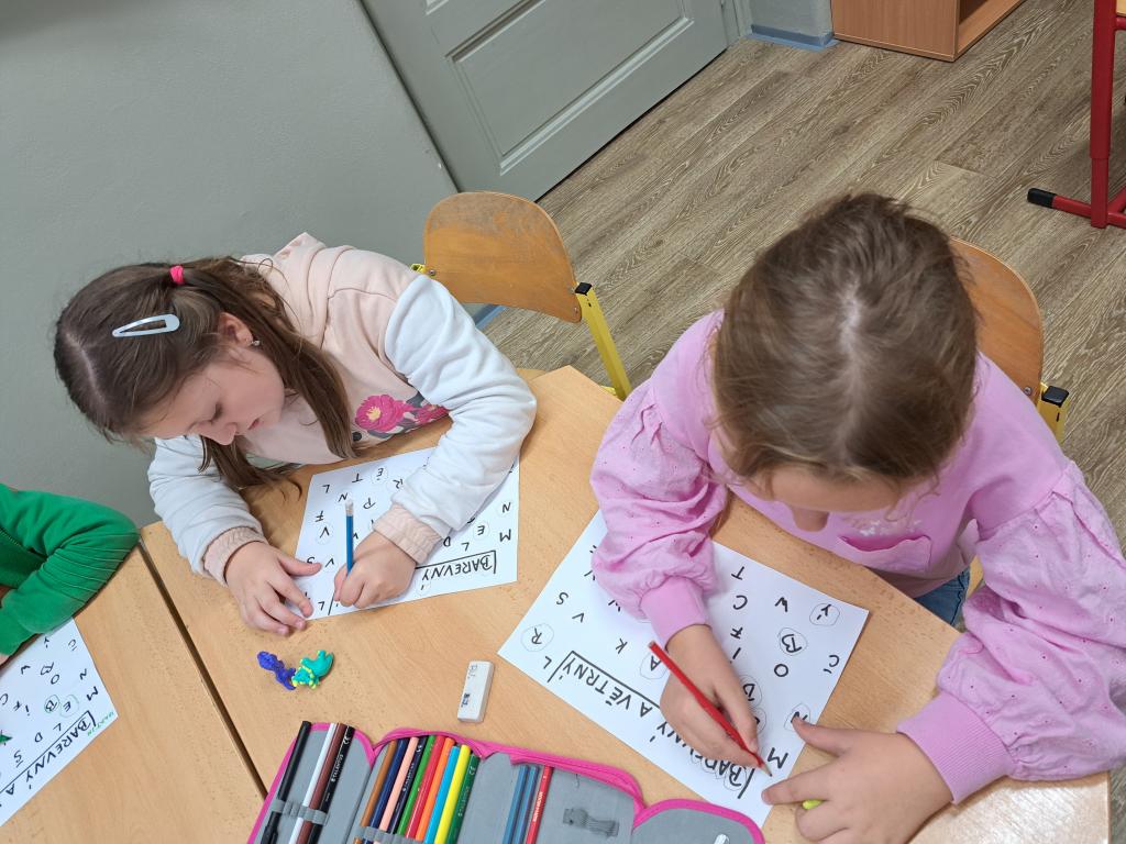 Děti luštily název ostrova, 6. 10. 2024