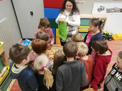 Pečené dobrůtky od paní asistentky, 4. 11. 2024