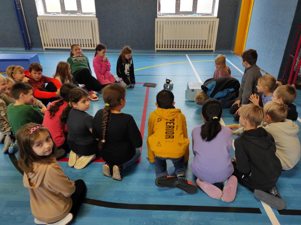 Projektová hodina s AI roboty, 28. 11. 2024