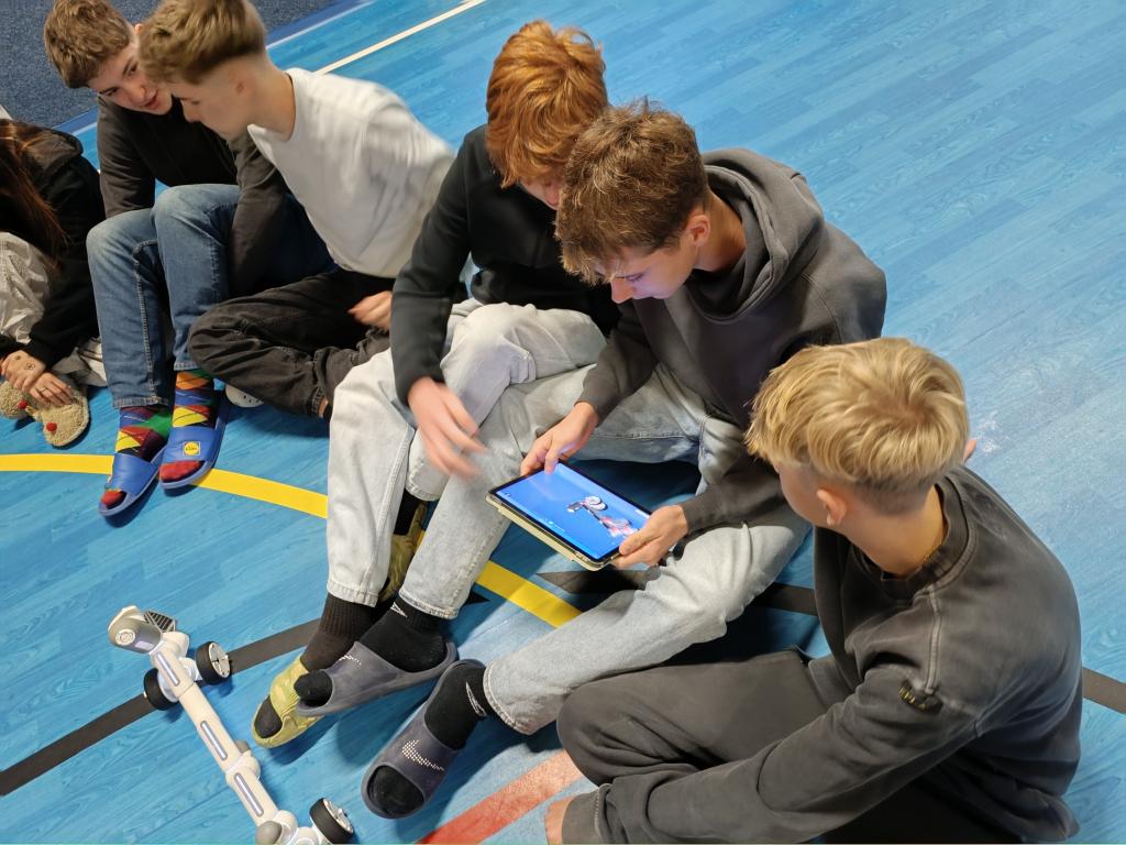 Projektová hodina s AI roboty, 28. 11. 2024