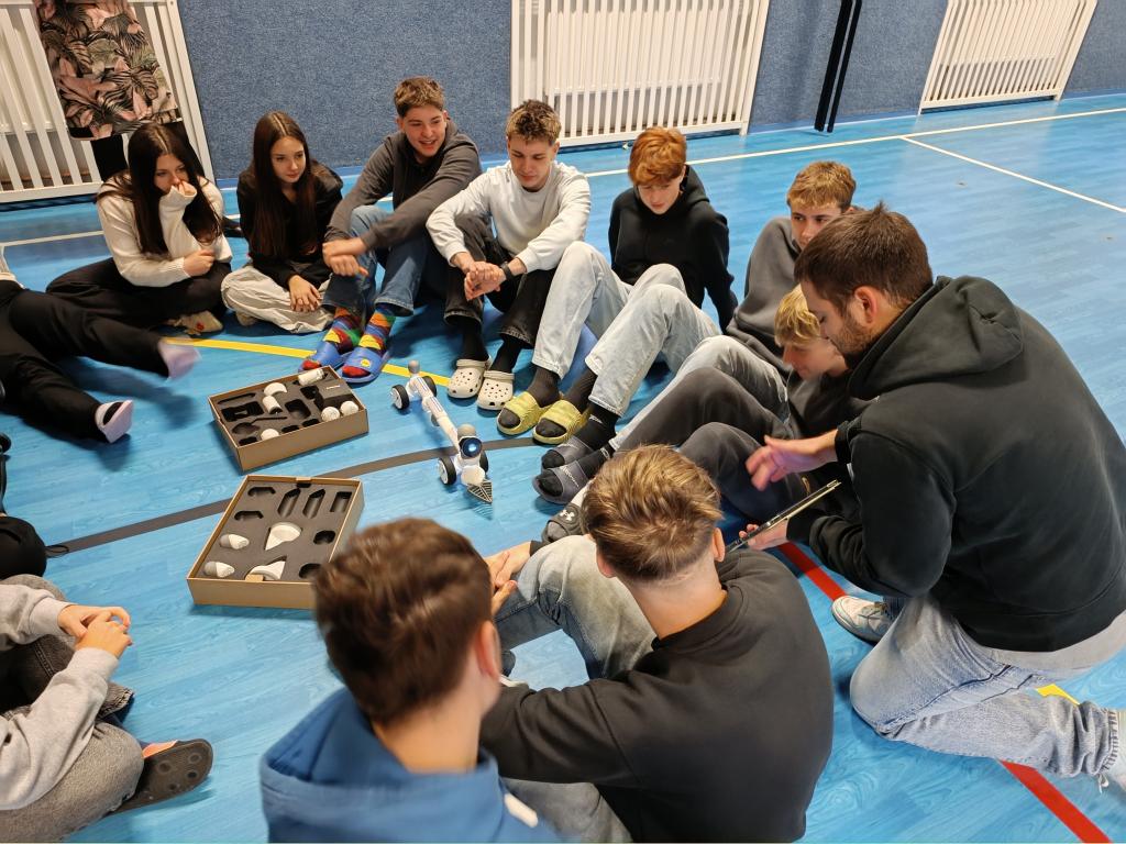 Projektová hodina s AI roboty, 28. 11. 2024