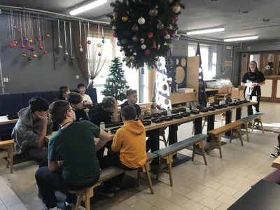 Exkurze do výrobny skleněných ozdob Kouliér, 5. 12. 2024