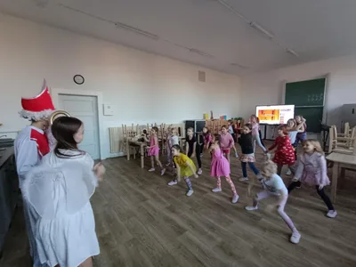 Jak tanečnice roztancovaly čertice a andílky ..., 5. 12. 2024