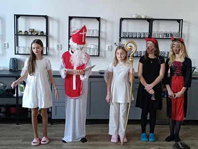 Jak tanečnice roztancovaly čertice a andílky ..., 5. 12. 2024