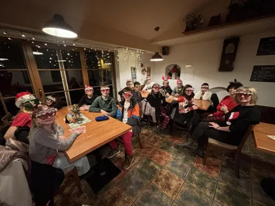 Přespávání ve škole, předvánoční aktivity, 17. 12. 2024