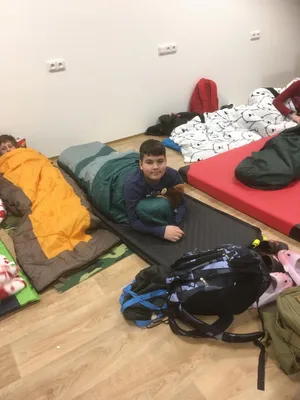 Přespávání ve škole, předvánoční aktivity, 17. 12. 2024