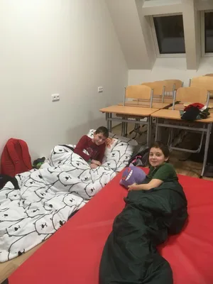 Přespávání ve škole, předvánoční aktivity, 17. 12. 2024