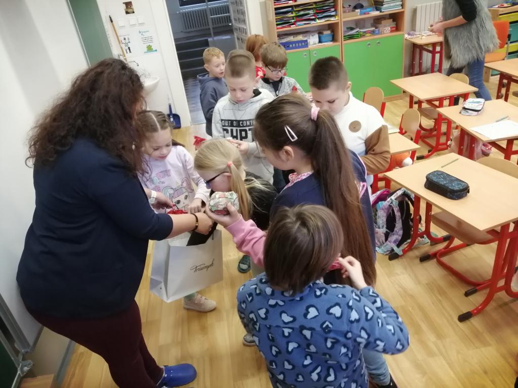 Přišel k nám Ježíšek (tedy paní asistentka), 19. 12. 2024
